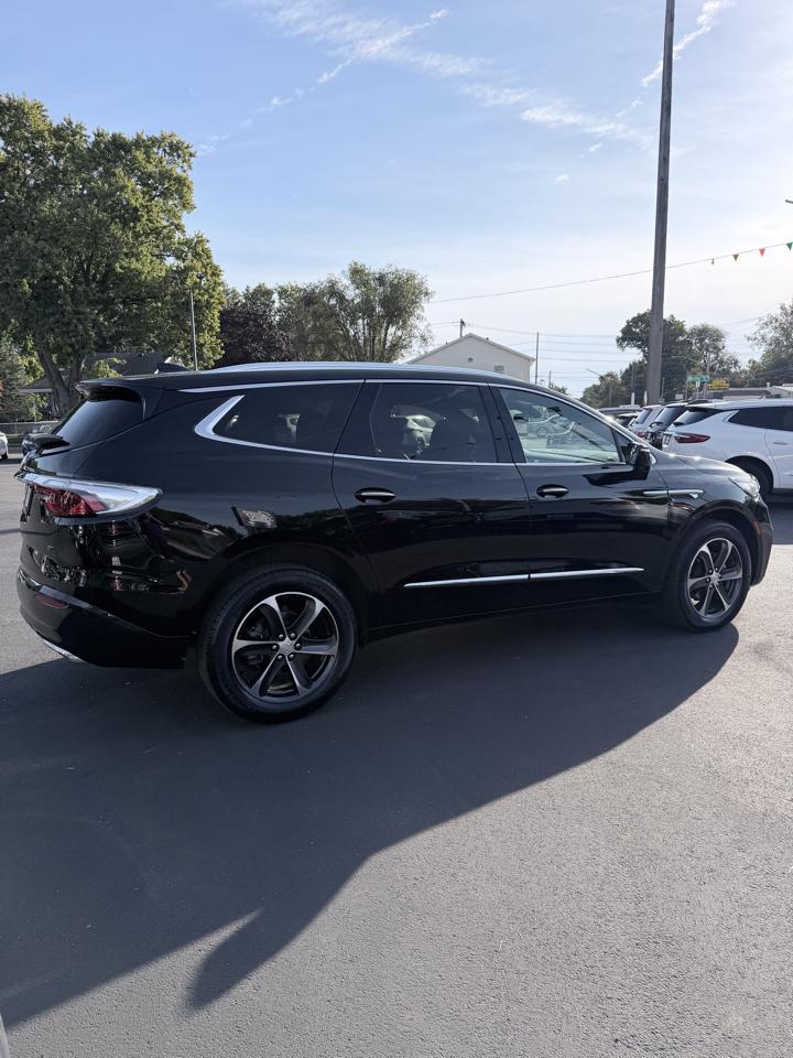 Buick Enclave AWD 4dr Essence 2022