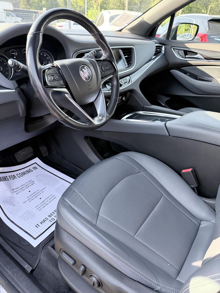 Buick Enclave AWD 4dr Essence 2022
