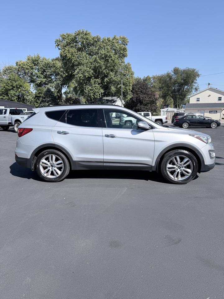 Hyundai Santa Fe Sport FWD 4dr 2.0T 2016