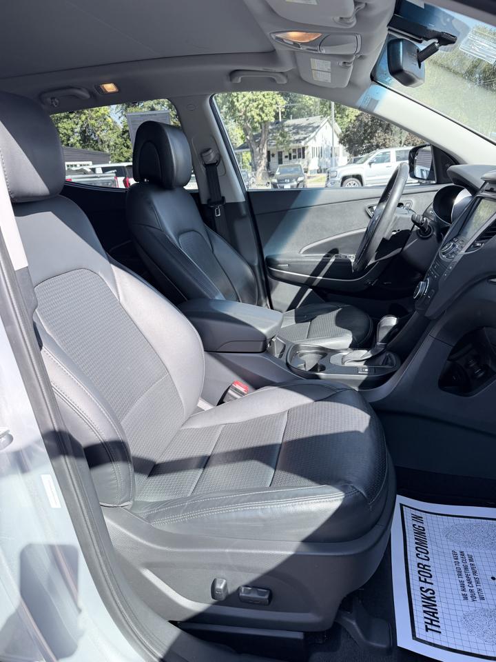 Hyundai Santa Fe Sport FWD 4dr 2.0T 2016