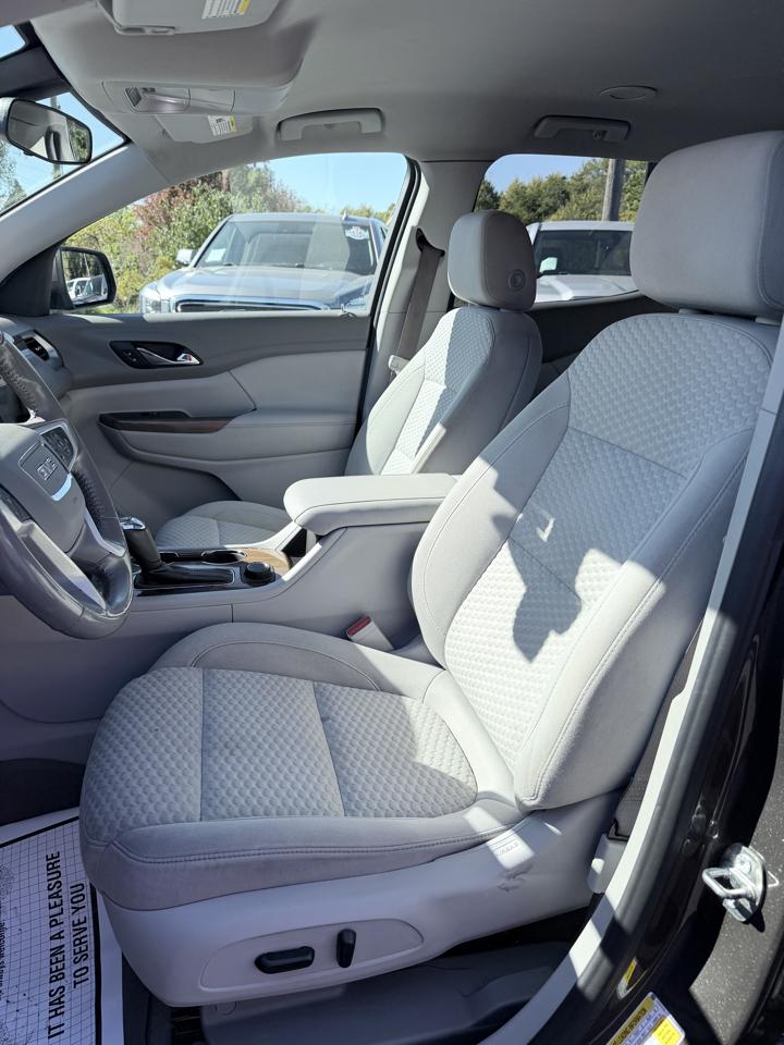 GMC Acadia FWD 4dr SLE w/SLE-2 2019