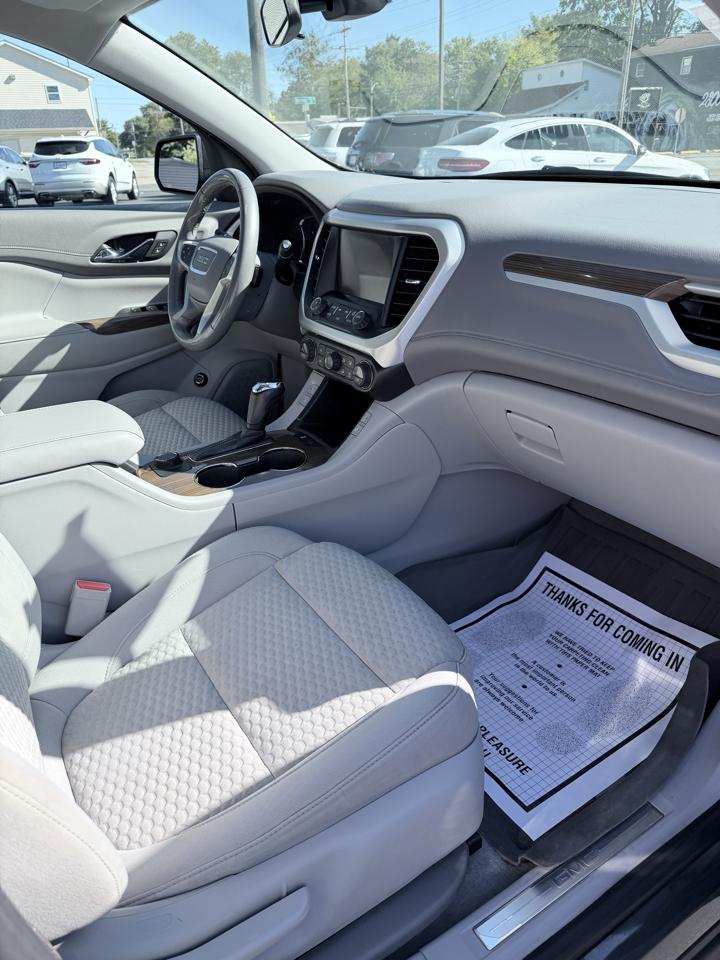 GMC Acadia FWD 4dr SLE w/SLE-2 2019