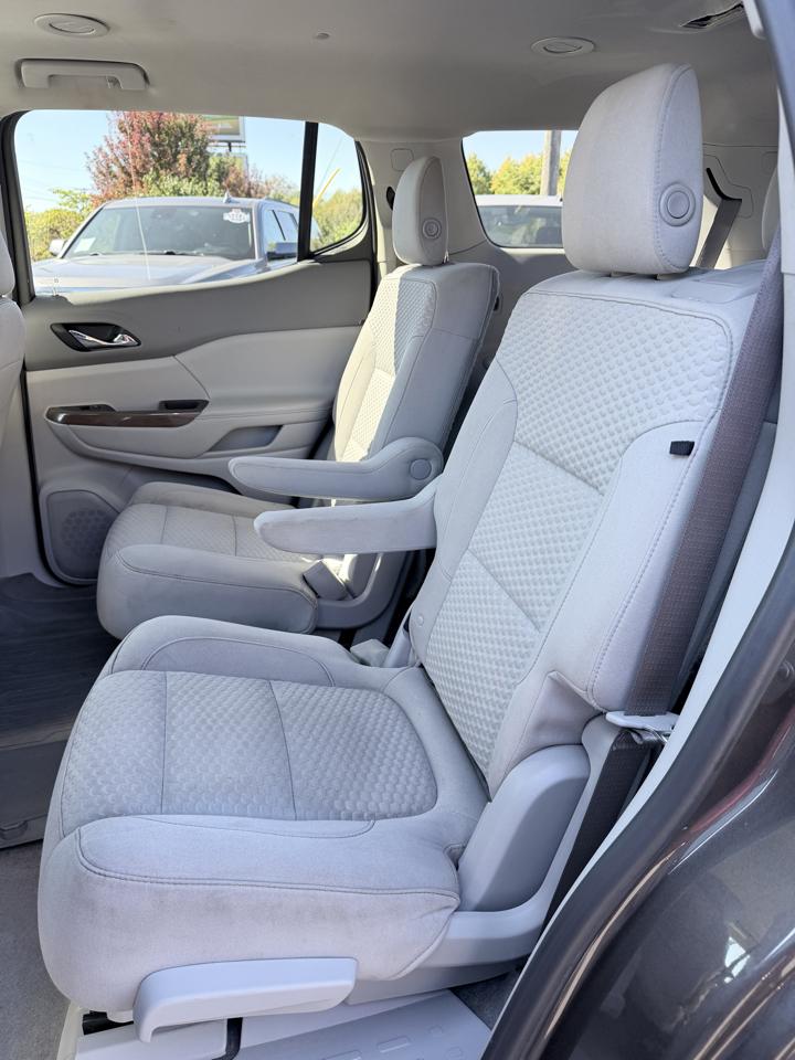 GMC Acadia FWD 4dr SLE w/SLE-2 2019