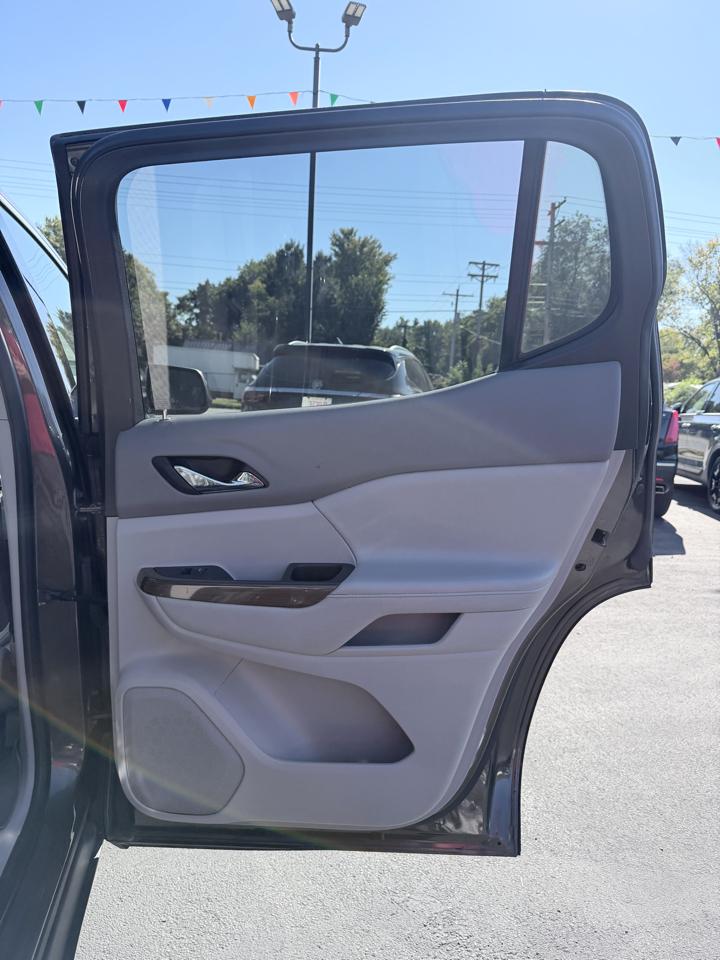 GMC Acadia FWD 4dr SLE w/SLE-2 2019
