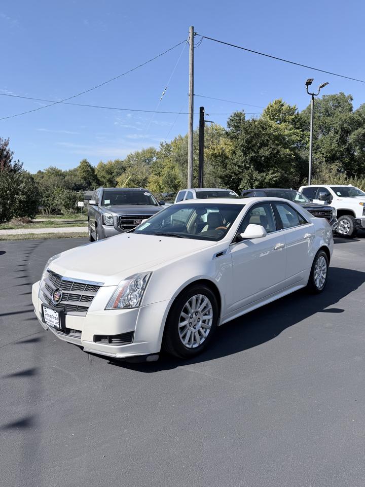 Cadillac CTS Sedan 4dr Sdn 3.0L Luxury RWD 2011