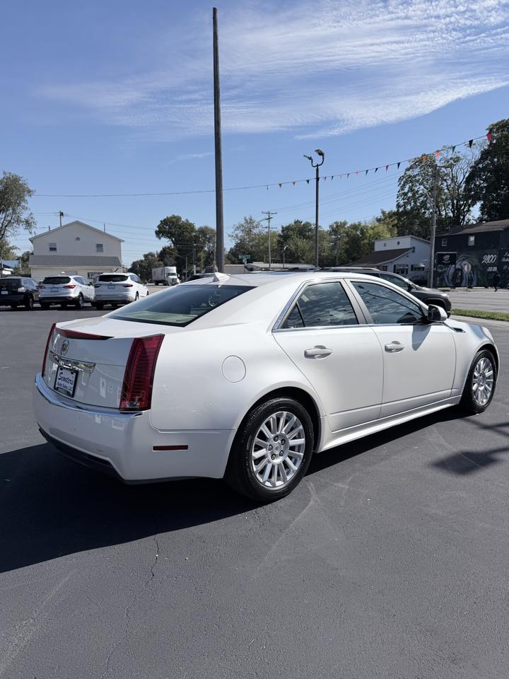 Cadillac CTS Sedan 4dr Sdn 3.0L Luxury RWD 2011
