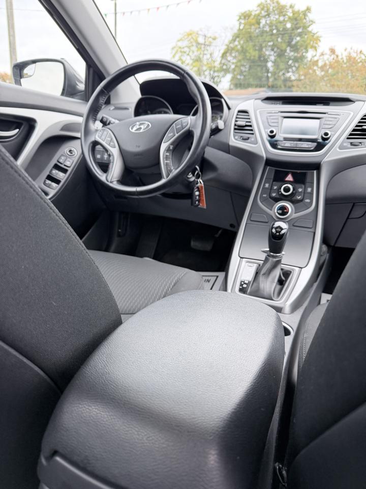 Hyundai Elantra 4dr Sdn Auto SE (Ulsan Plant) 2015