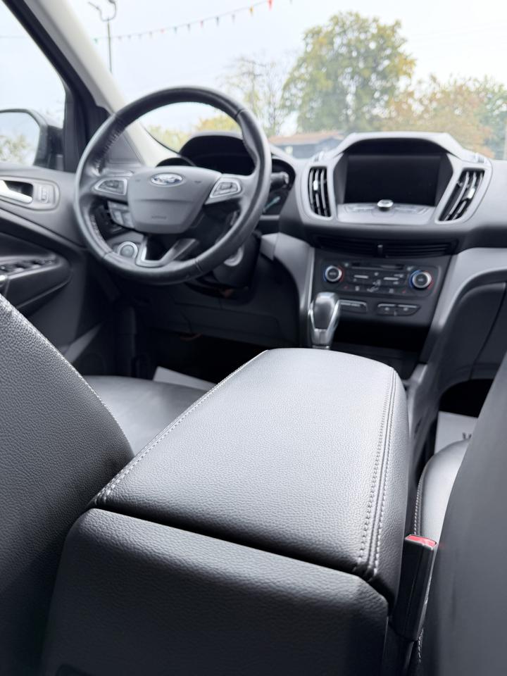 Ford Escape SEL FWD 2018