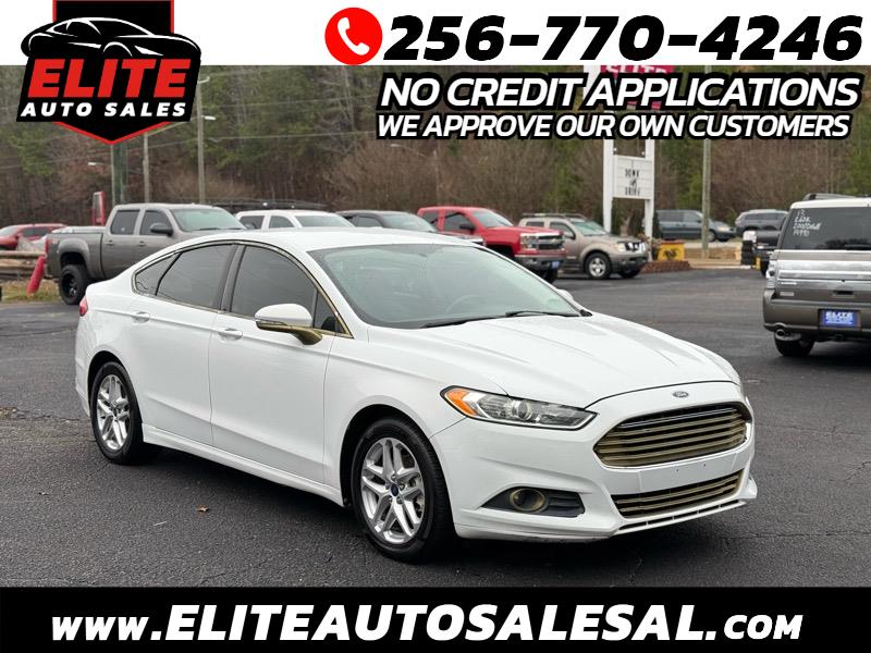 2014 Ford Fusion SE's photo