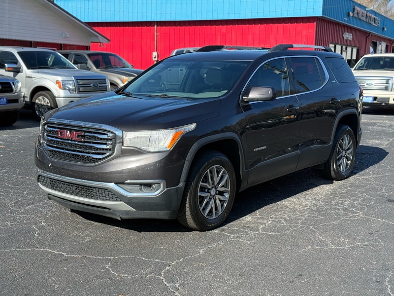 GMC Acadia SLE 2017