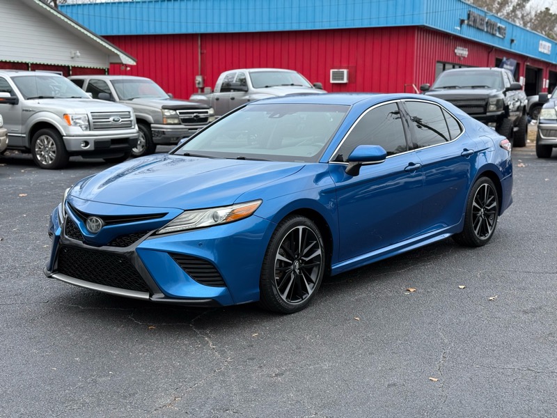 Toyota Camry  2018