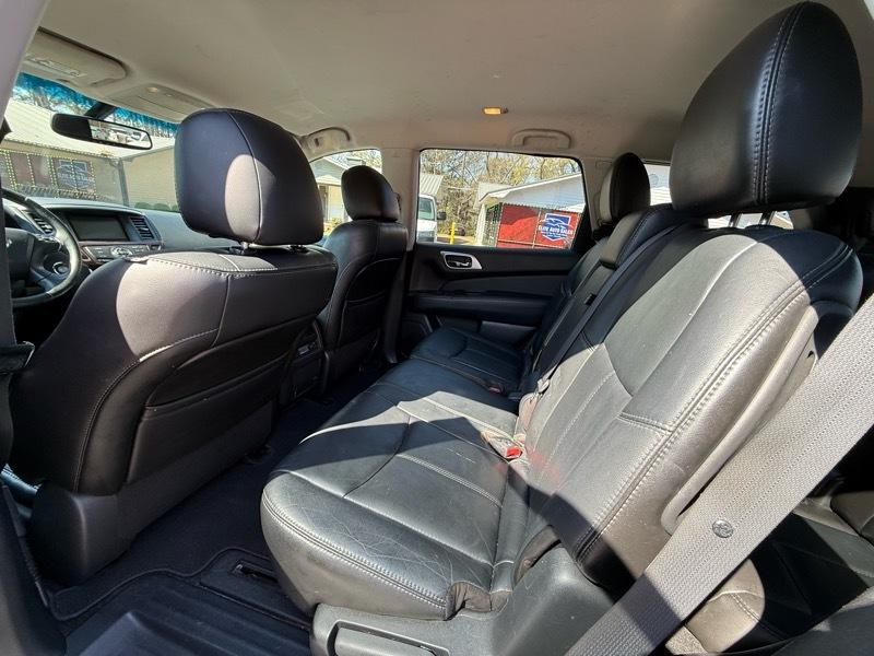 Nissan Pathfinder  2014