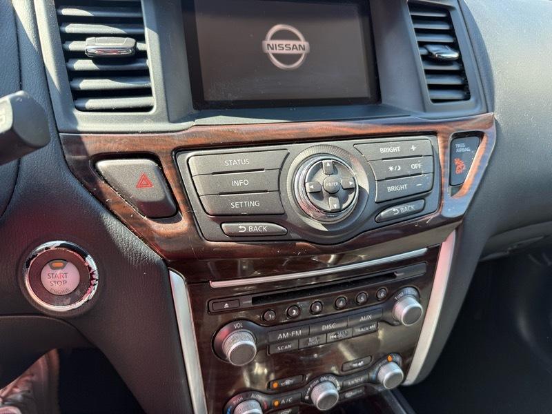 Nissan Pathfinder  2014