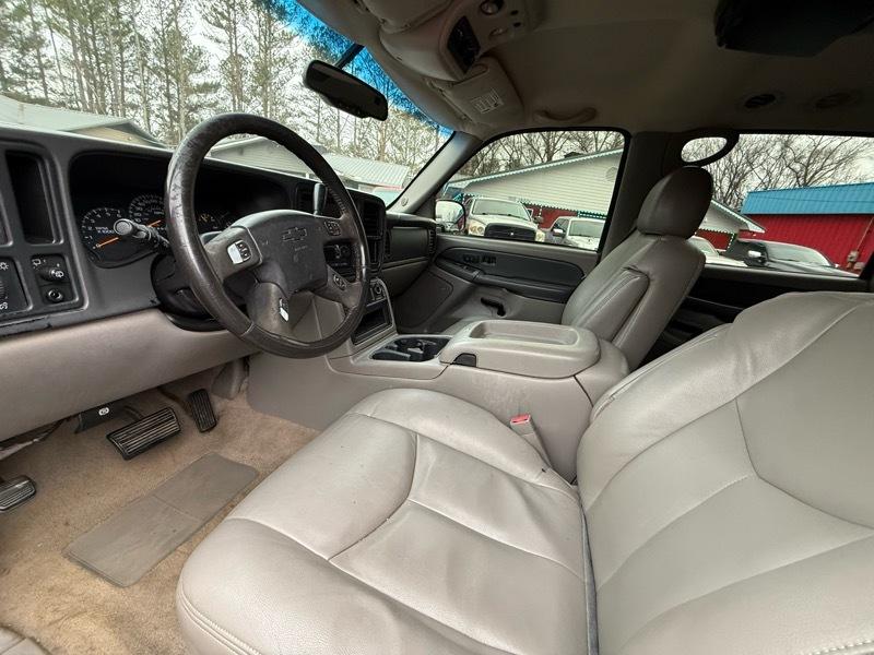 Chevrolet Suburban  2003