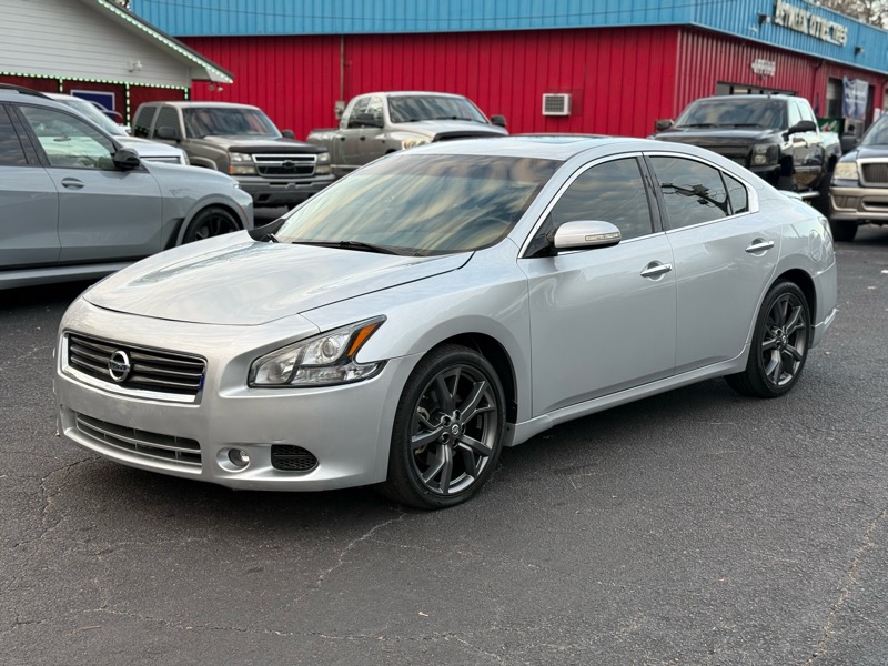 Nissan Maxima S 2014