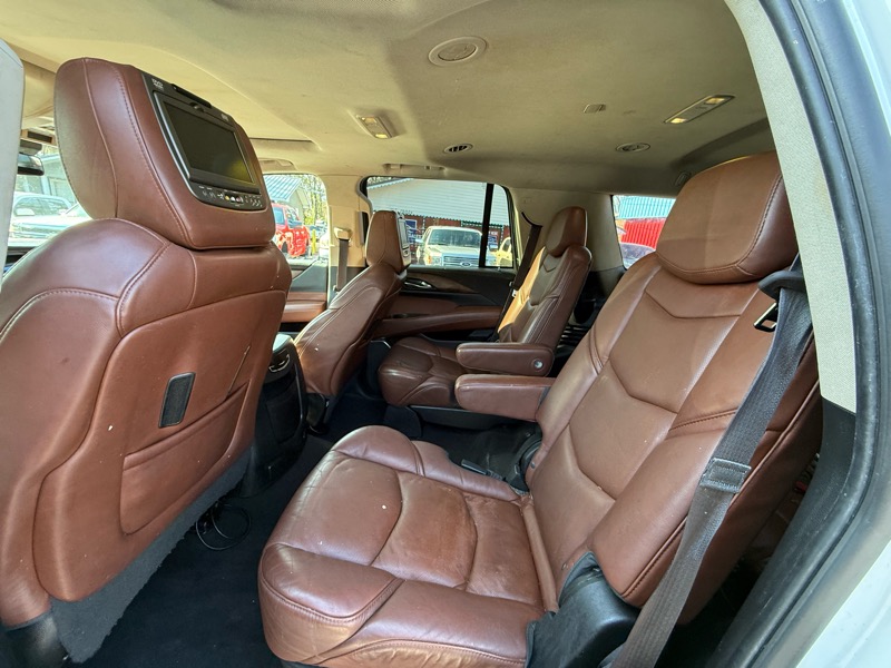 Cadillac Escalade  2017