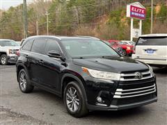 2017 Toyota Highlander 