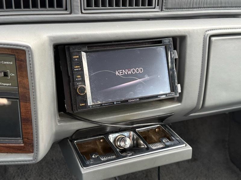 Cadillac DeVille  1989