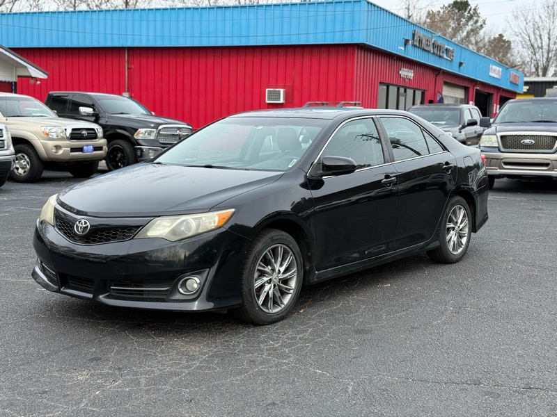 Toyota Camry Base 2012