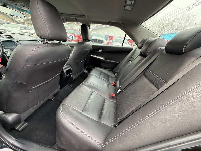 Toyota Camry Base 2012