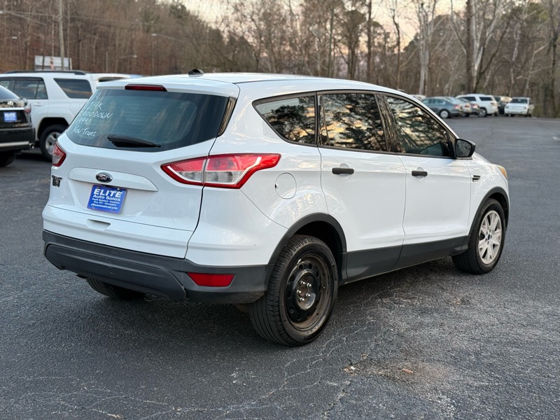 Ford Escape S 2014