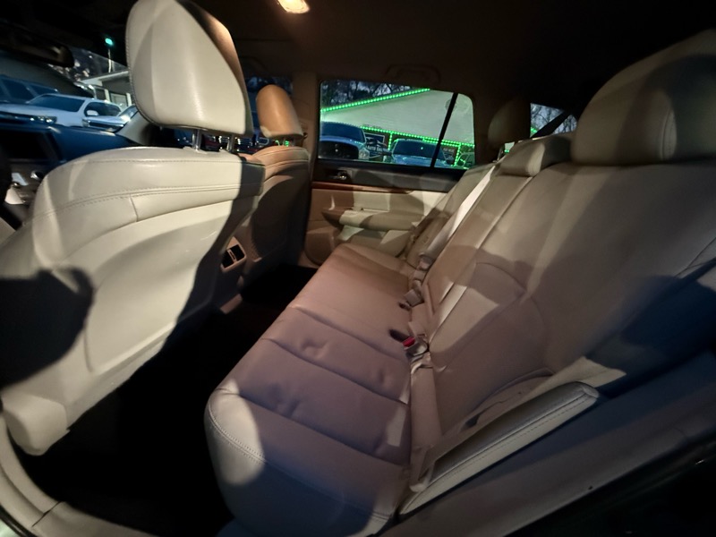 Subaru Outback  2013