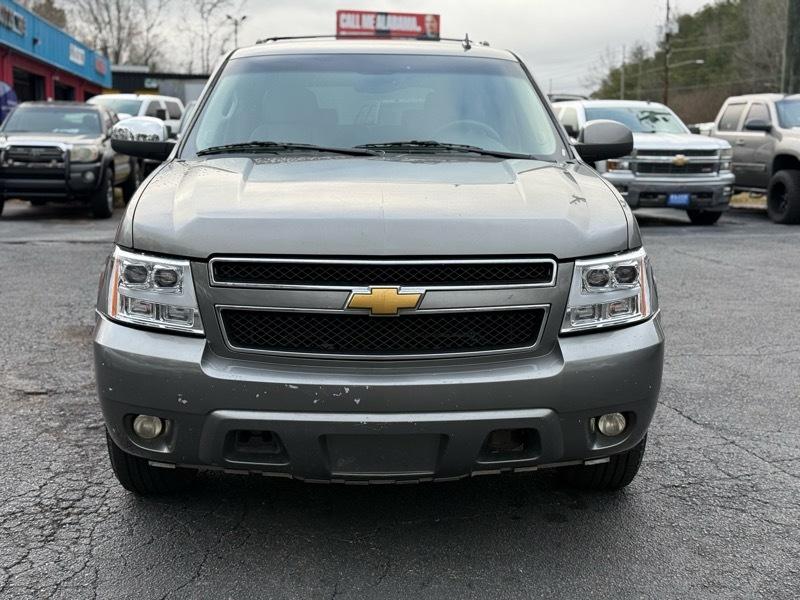 Chevrolet Suburban 1500 LT 2012