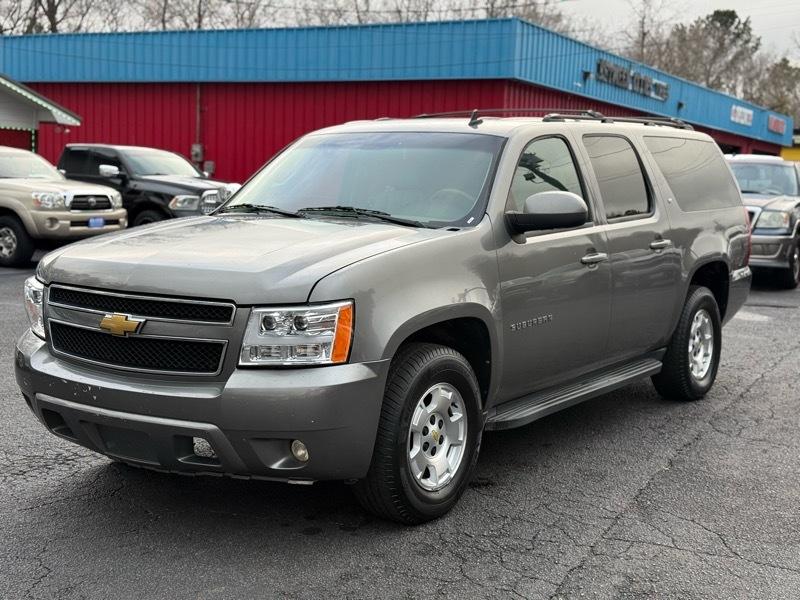 Chevrolet Suburban 1500 LT 2012