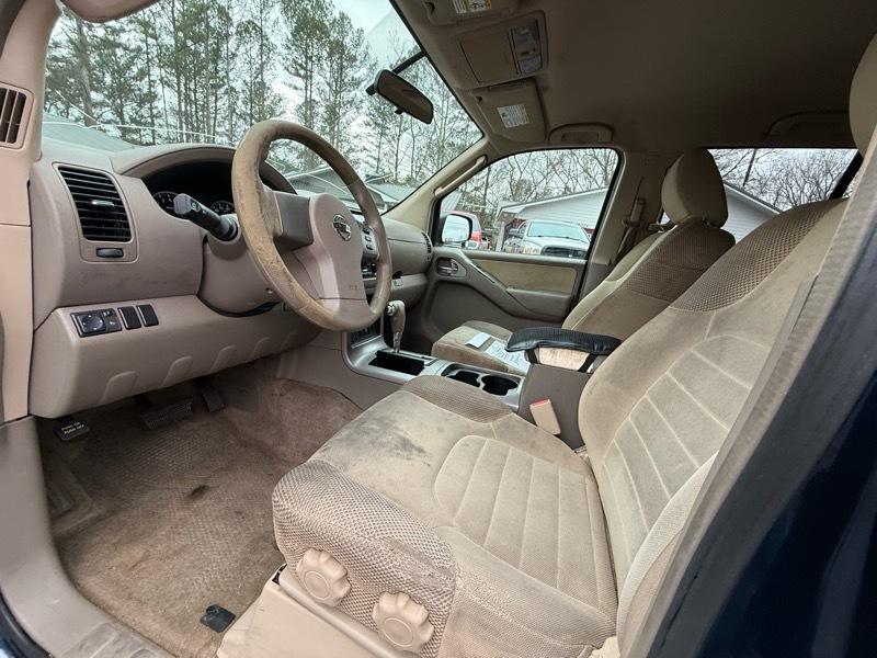 Nissan Pathfinder  2011