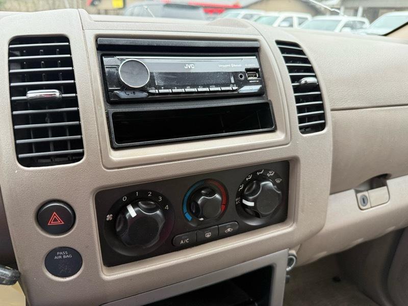 Nissan Pathfinder  2011