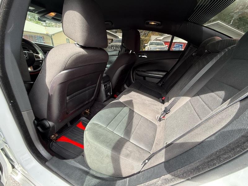 Dodge Charger SE 2012