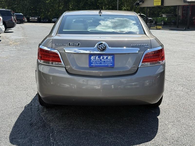 Buick LaCrosse  2011