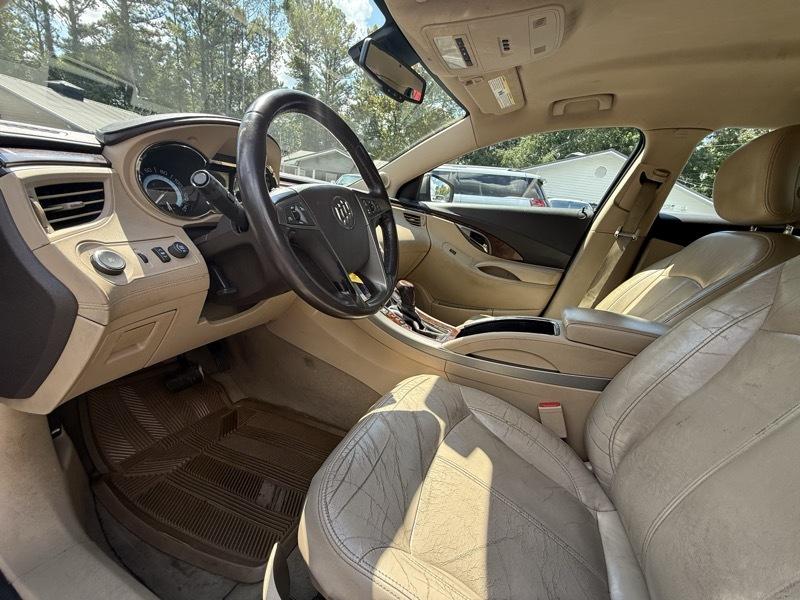 Buick LaCrosse  2011
