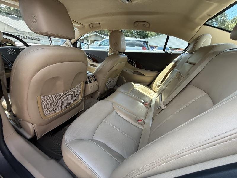 Buick LaCrosse  2011