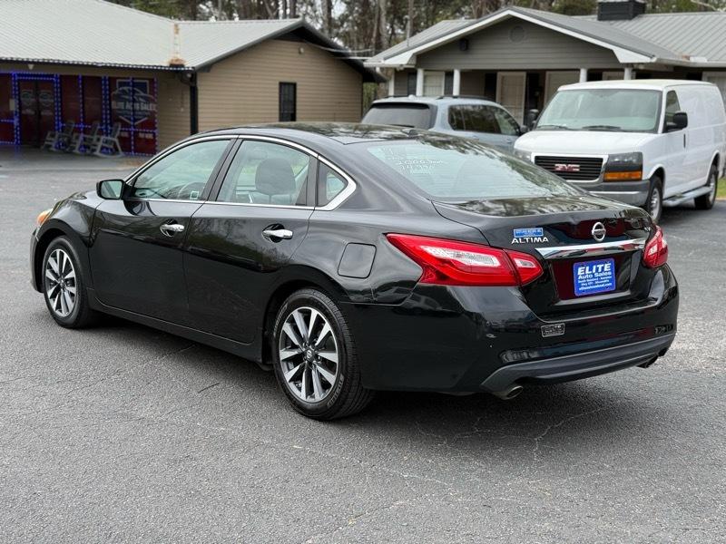 Nissan Altima  2017