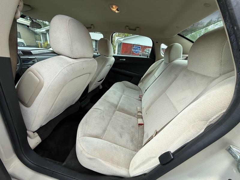 Chevrolet Impala LS 2012