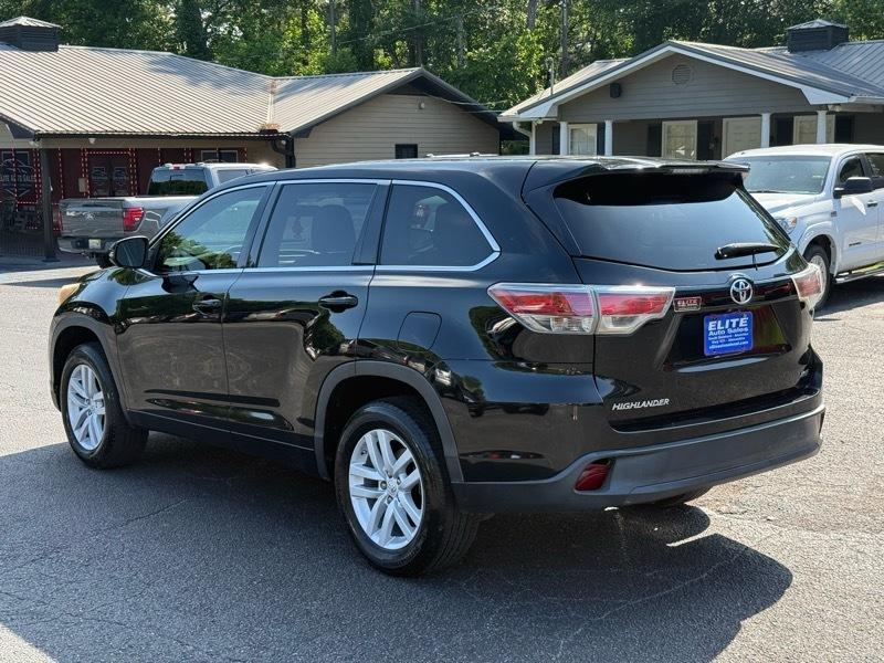 Toyota Highlander LE 2015