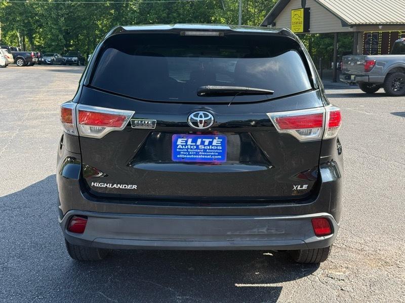 Toyota Highlander LE 2015