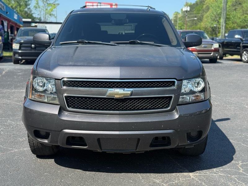 Chevrolet Tahoe  2011