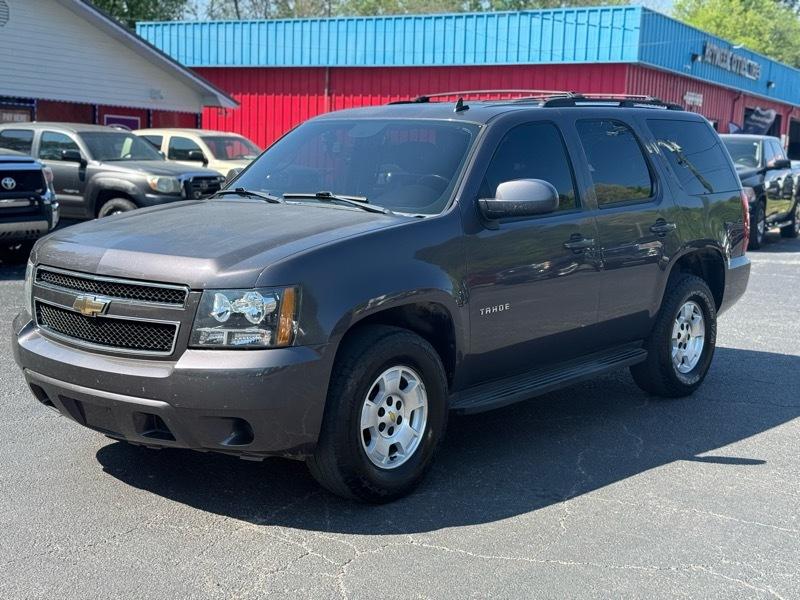 Chevrolet Tahoe  2011