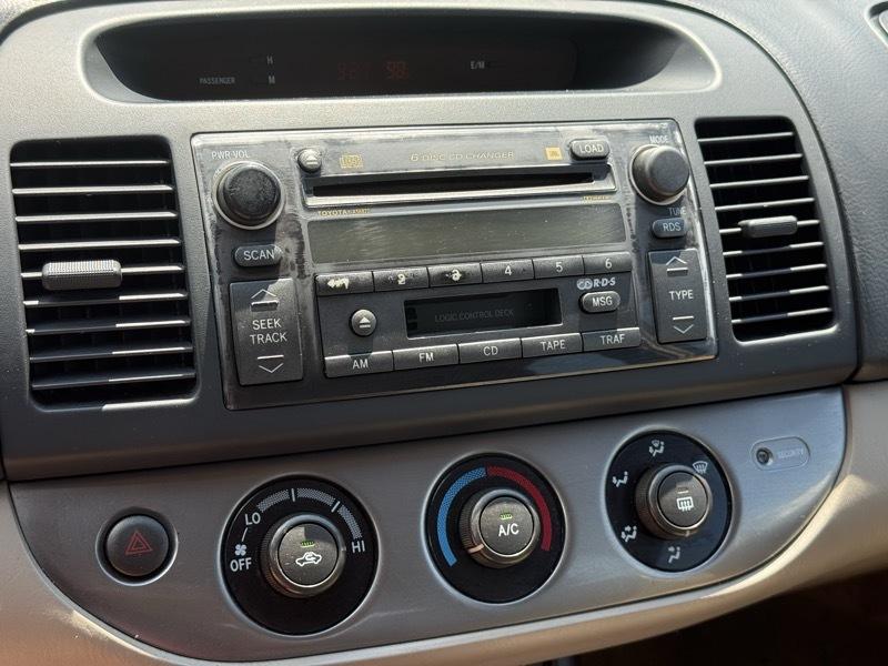 Toyota Camry  2002