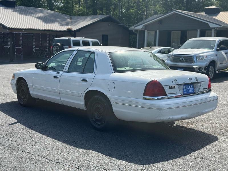 Ford Crown Victoria  2004