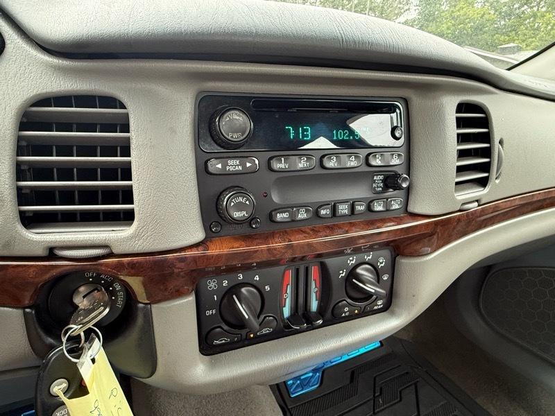 Chevrolet Impala  2003