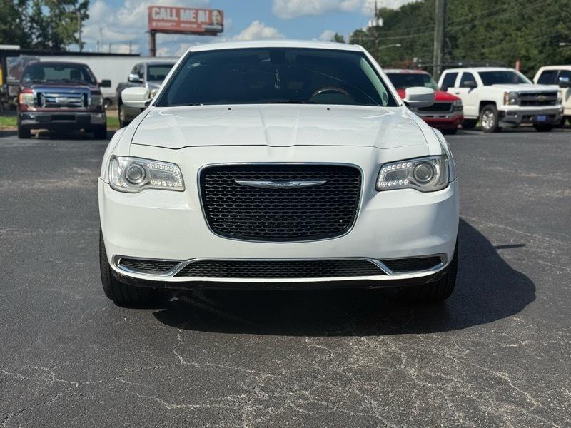 Chrysler 300  2015