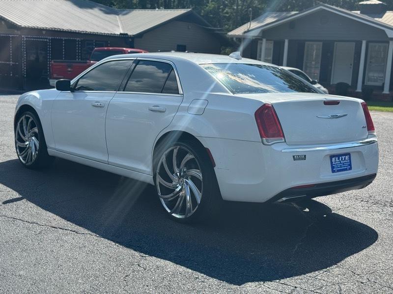 Chrysler 300  2015