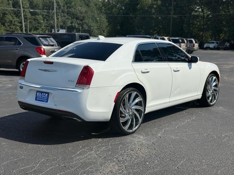Chrysler 300  2015