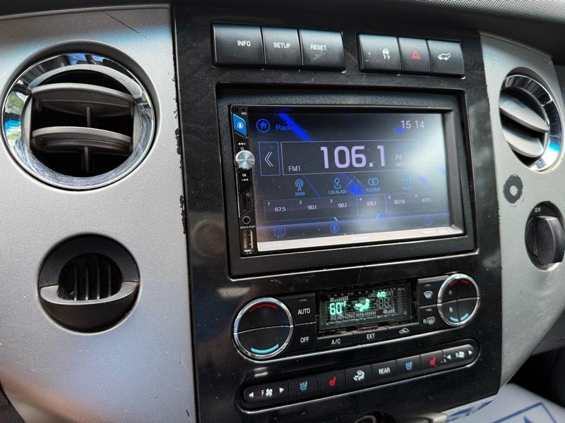 Ford Expedition  2011