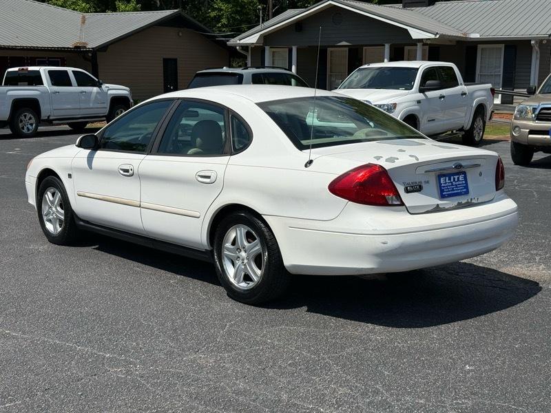 Ford Taurus  2000