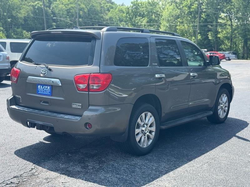 Toyota Sequoia Platinum 2010