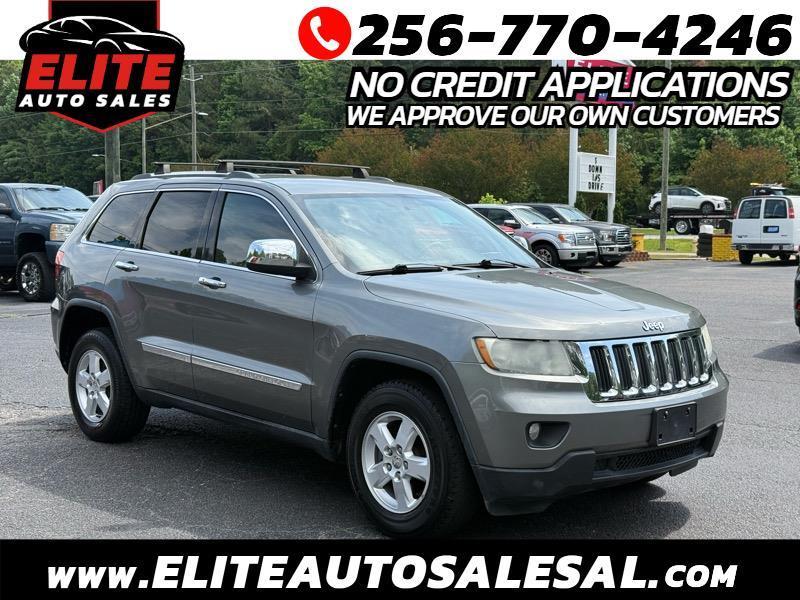 2013 Jeep Grand Cherokee Laredo 4WD's photo